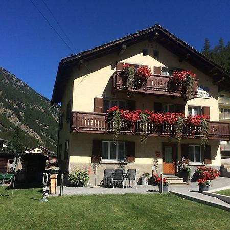 Apartment Enzian Saas-Grund Luaran gambar